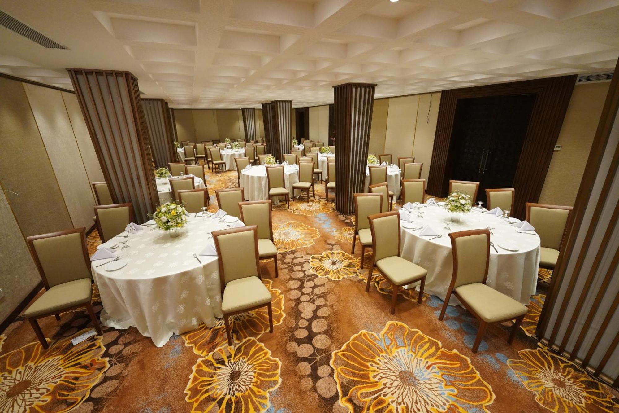 Hotel Grand Amanee راتنابورا المظهر الخارجي الصورة